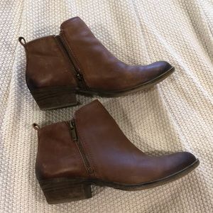 LUCKY BRAND BOOTIES SIZE 8.5